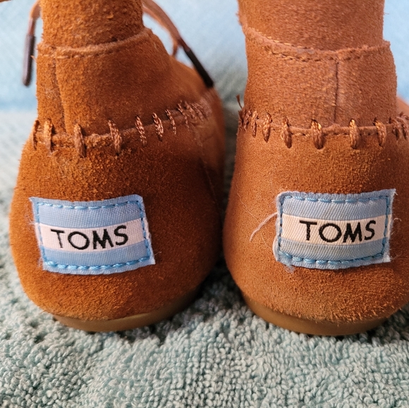 Toms shoes - Picture 4 of 5